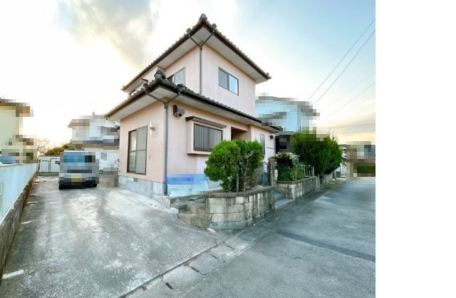 宇城市松橋町浅川中古戸建の前面道路含む現地写真