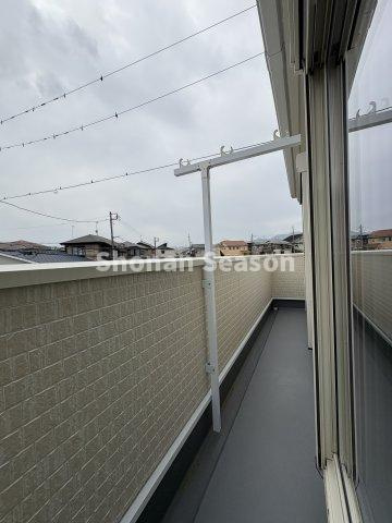 【バルコニー】 | 洗濯物・お布団が気持ち良く乾くワイドバルコニー◎