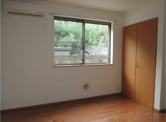 【居間・リビング】 | ブランカ・コート | 6帖のきれいな洋室。