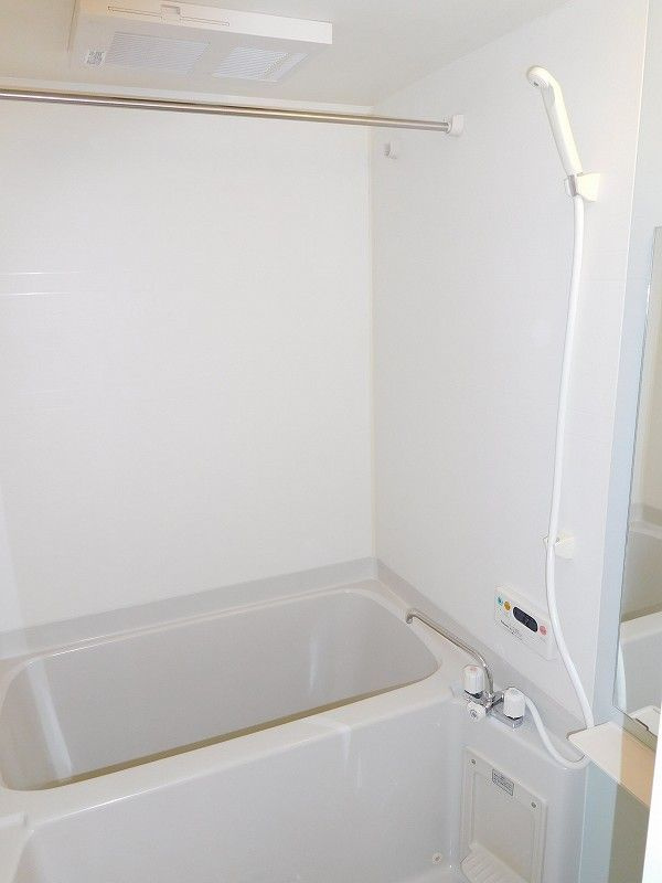 プリンセスガーデン本館　　　刈谷市近郊の賃貸はクラスホームの浴室