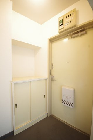 【玄関】