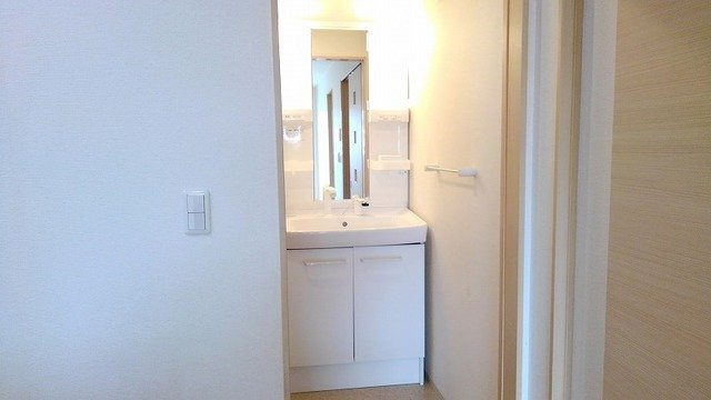 ラフレシールⅡの洗面所