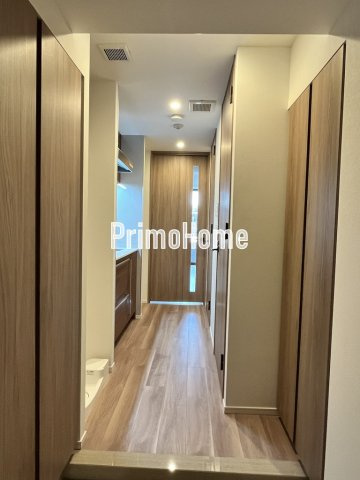 メゾンカルム日本橋馬喰町の玄関