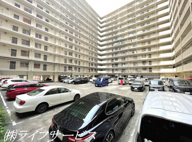【駐車場】 | プライムハイツ新大阪 | 敷地内駐車場