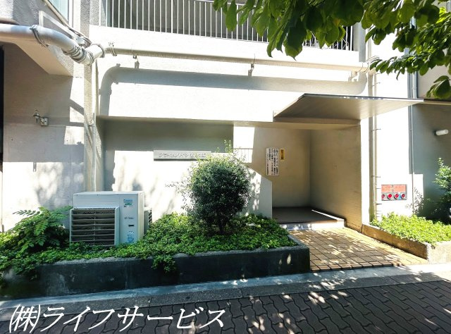 【エントランス】 | プライムハイツ新大阪 | エントランス
