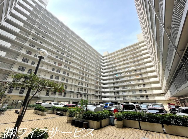 【その他共用部分】 | プライムハイツ新大阪 | 広々とした敷地内