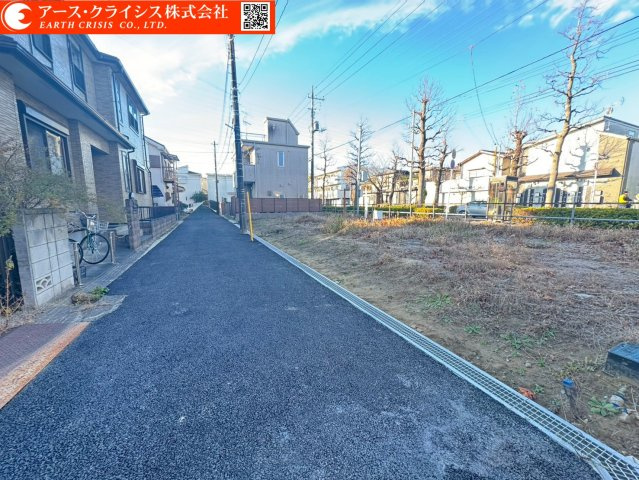 【前面道路含む現地写真】 | 松戸市西馬橋16期 | お気に入りのハウスメーカーや工務店で建築可能。デザインも間取も自由に決められるので、「自分たちらしい暮らし」を実現できます。日常に便利さと穏やかさを兼ね備えてた、立地はいかがでしょうか。