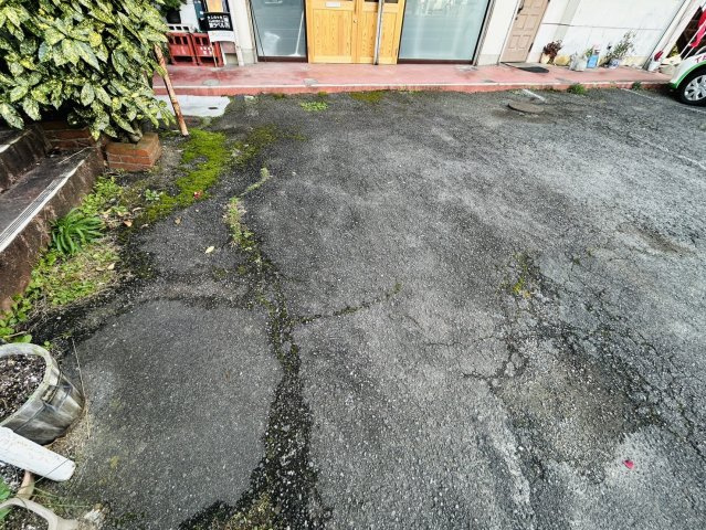 パブリックビレッジの駐車場