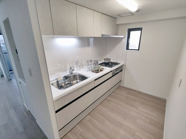 【キッチン】 | アーベインふじみ野キッズプレース | 使いやすいシステムキッチンです