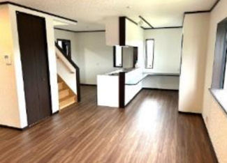 【居間・リビング】 | 千葉市中央区生実町　中古戸建