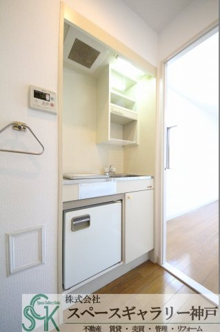 アステヒル神戸のキッチン|※お部屋により仕様が異なる場合があります※