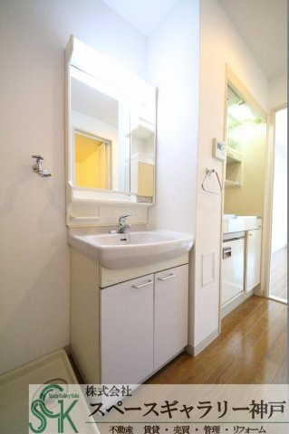 アステヒル神戸の洗面所|※お部屋により仕様が異なる場合があります※