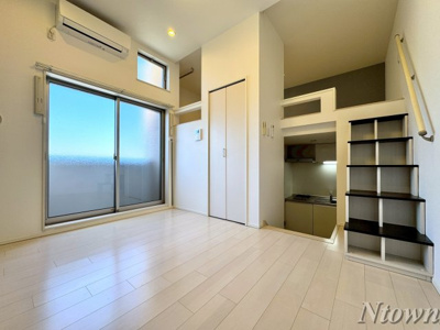 【居間・リビング】 | アイワイコート名城公園 | おしゃれなリビングです