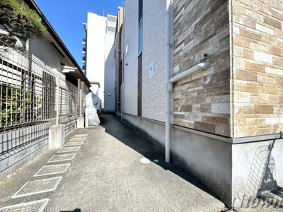 【エントランス】 | アイワイコート名城公園 | 建物の内部です