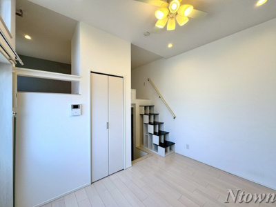 【居間・リビング】 | アイワイコート名城公園 | ゆったり過ごせるリビングです