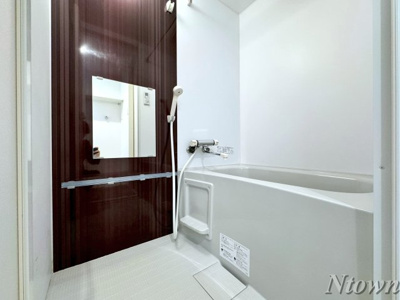 【浴室】 | アイワイコート名城公園 | お風呂で日々の疲れを落としましょう