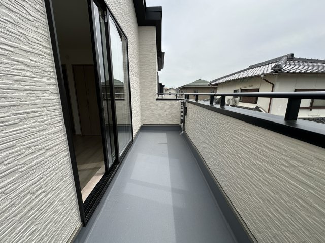 明石市大久保町高丘1丁目新築戸建A号棟のバルコニー