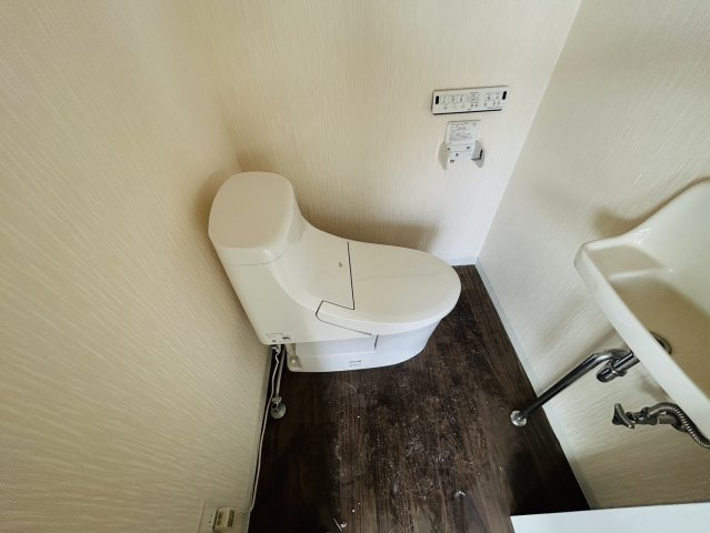 若林東町　住居付事務所のトイレ