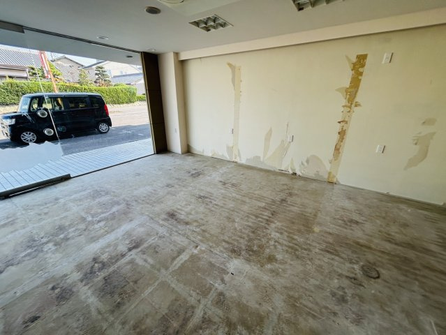 若林東町　住居付事務所の内装