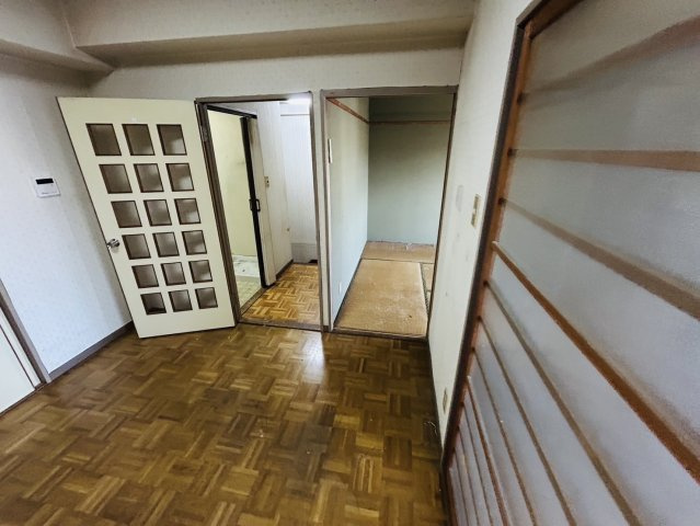 若林東町　住居付事務所の内装