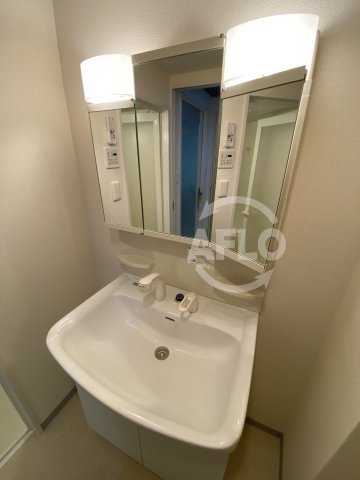 NORTH VILLAGE壱番館（ノースヴィレッジ壱番館）の独立洗面台|ノースヴィレッジ壱番館　独立洗面化粧台