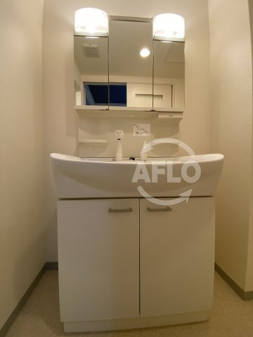 NORTH VILLAGE壱番館（ノースヴィレッジ壱番館）の洗面所|ノースヴィレッジ壱番館　独立洗面化粧台