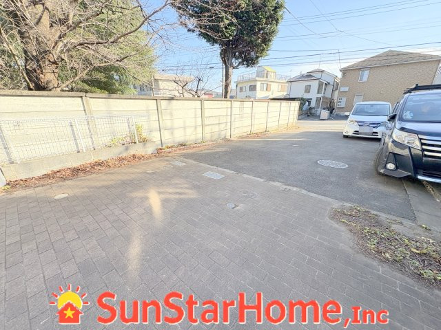 【サンスターホーム】青梅市大門2丁目　新築1号棟の前面道路含む現地写真