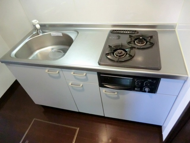 ユグランス北浦和のキッチン|★２口ガス・システムキッチン・都市ガス仕様です★