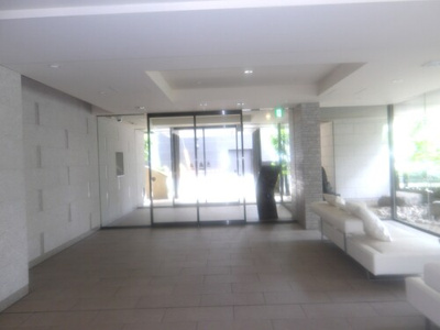 【ロビー】 | ライオンズ朝霞台ベルポートマークス | ロビー：ロビー ※2023年7月撮影     （2023年7月撮影）