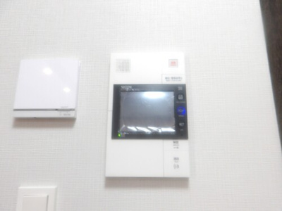 【セキュリティ】 | ライオンズ朝霞台ベルポートマークス | セキュリティ：TVモニタ付きインターホン ※2023年7月撮影     （2023年7月撮影）