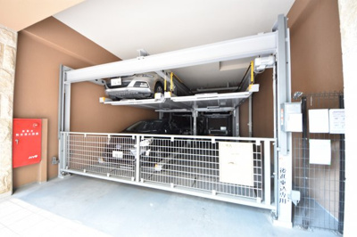 【駐車場】 | プレサンス三宮花時計前