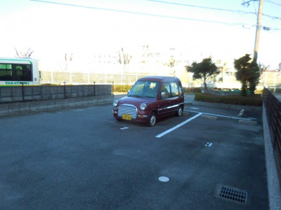 【駐車場】 | レオパレスソフィア高槻