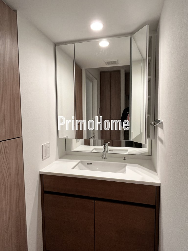 メゾンカルム日本橋馬喰町の洗面所