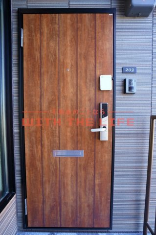 ティーレグノ羽犬塚【キャッシュバック対象物件】のロビー|ゆとりのあるロビーです