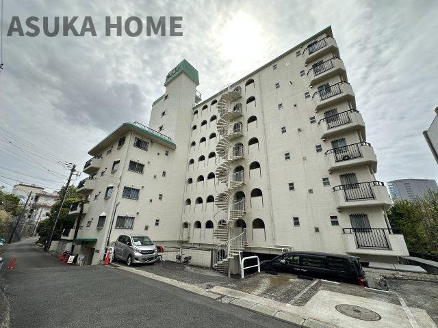 高島台センチュリーマンションの外観