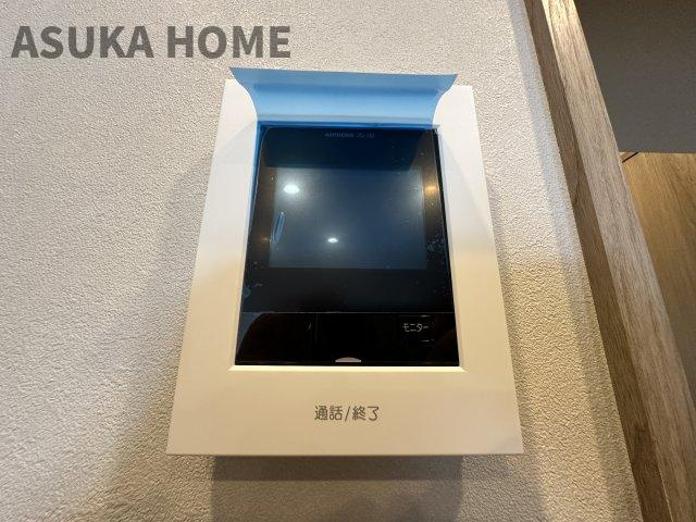 高島台センチュリーマンションのその他|テレビモニター付きなので急な来客時やお子様のお留守番にも安心な設備ですね。