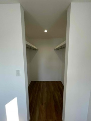 【収納】 | ＜FG＞深谷市上野台259フルクラシルA棟 | 注文住宅でも人気のウォークインクローゼット付。ちゃんと棚もハンガーパイプもついているのでご安心下さい◎