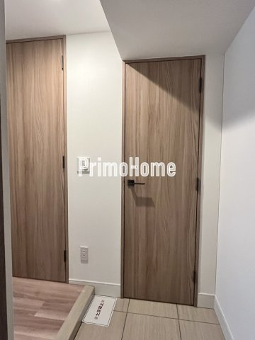 メゾンカルム日本橋馬喰町の玄関