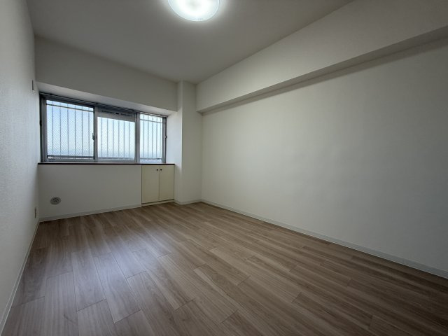 ネクステージ西神中央C棟の洋室