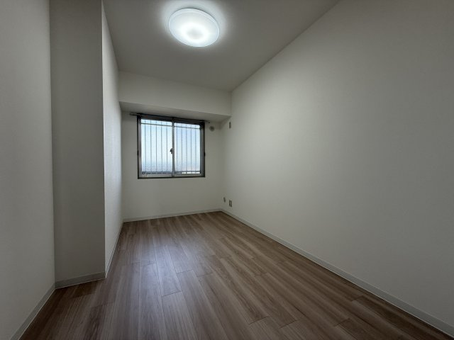 ネクステージ西神中央C棟の洋室