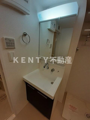 【洗面所】 | ロワモンターニュ | コンパクトで使いやすい洗面所