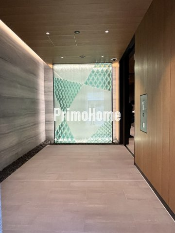 メゾンカルム日本橋馬喰町のロビー