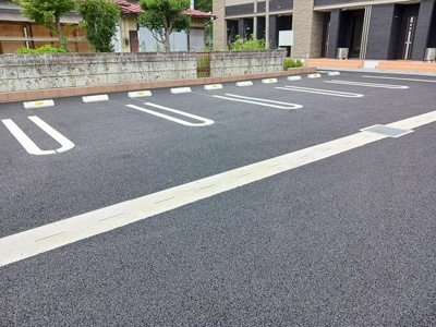 【駐車場】 | シャルム　シエル | 車をお持ちの方に嬉しい駐車場付きの物件です