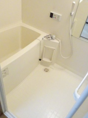 【浴室】 | レナジア陽東B棟 | ＊イメージです