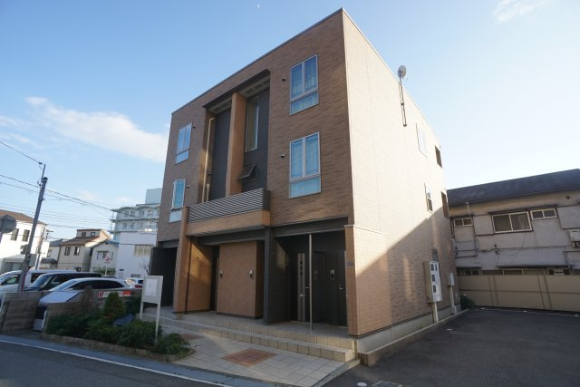 アルコバレーノの外観