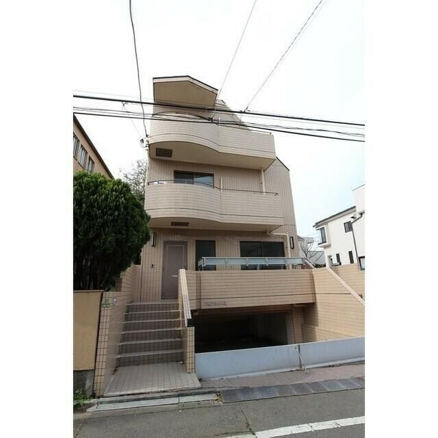 下馬アネックスの外観