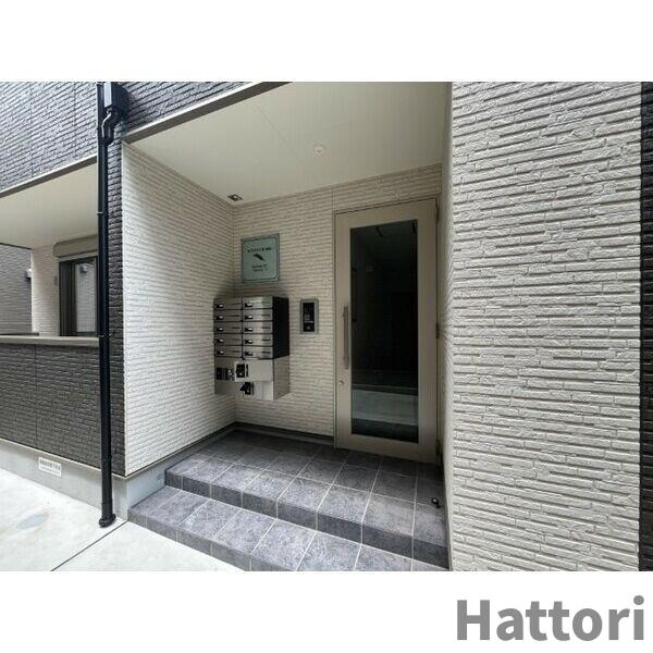 エステイトE池田1のエントランス