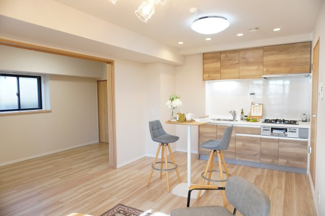 サンリット大袋の居間・リビング