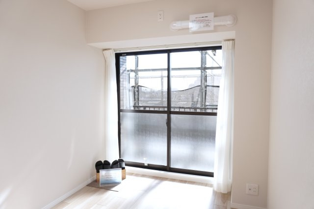 サンリット大袋の洋室|4.8帖