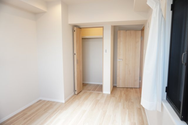 サンリット大袋の洋室